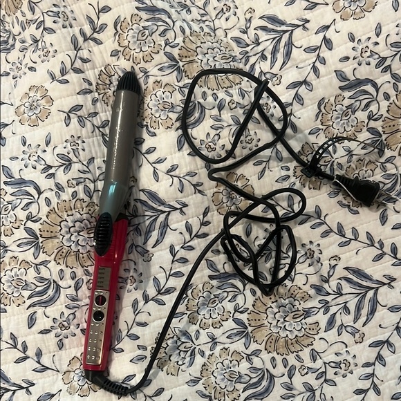 Conair Infinitipro 1” Curling Iron - Picture 1 of 7